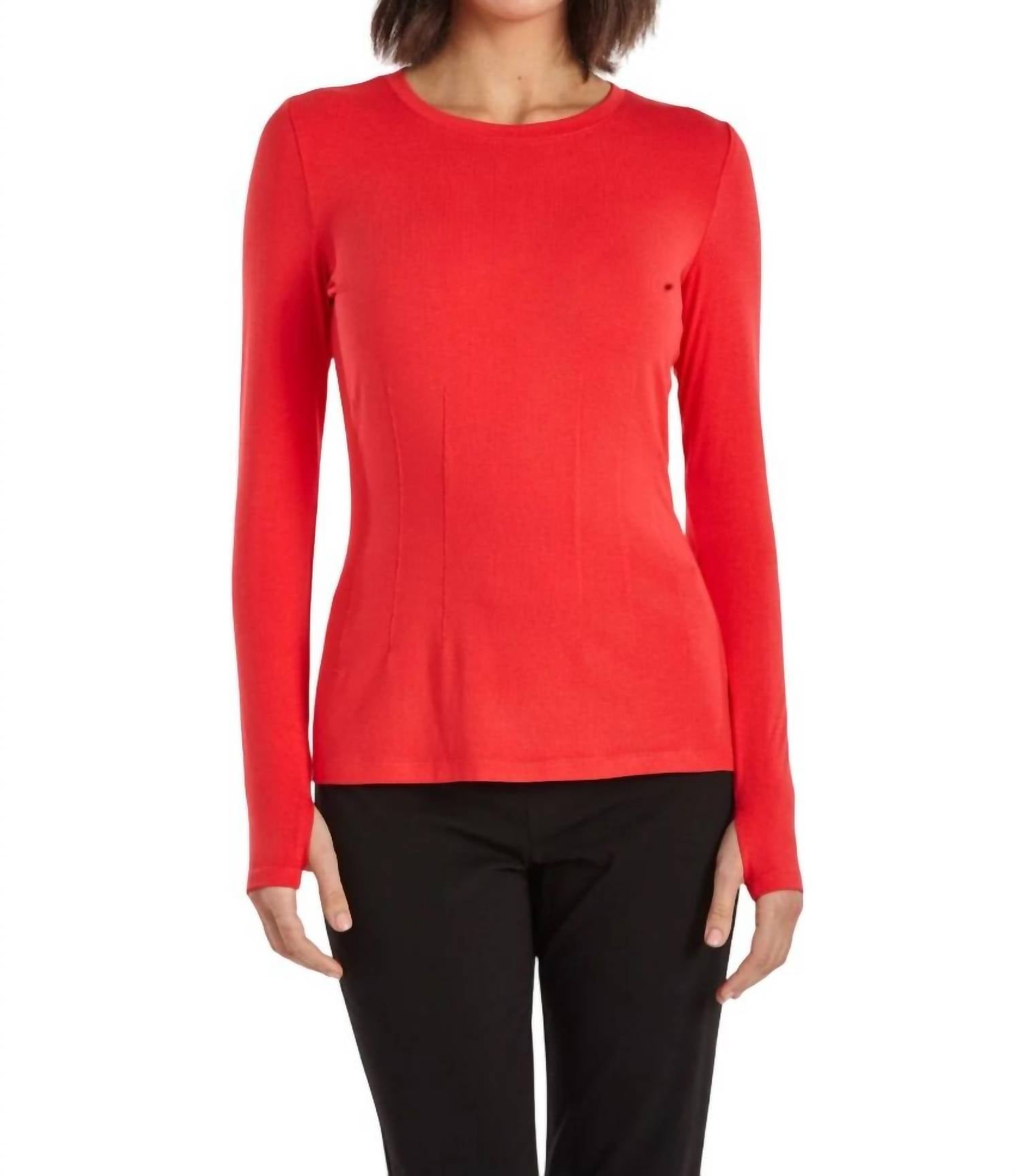 Футболка Martin в красном цвете Capsule 121
Футболка Martin в красном цвете Capsule 121