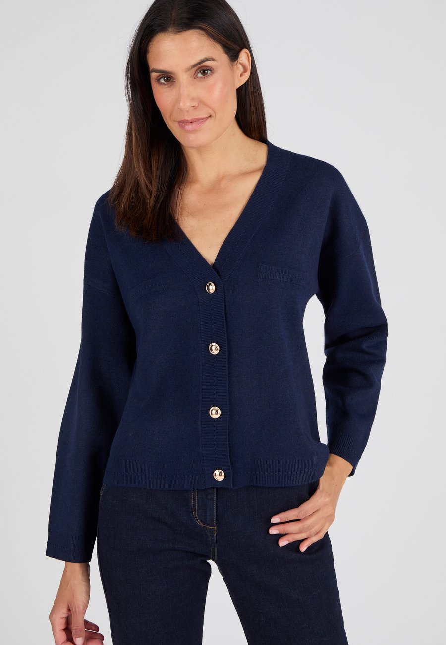 Кардиган Damart FORME BOÎTE, Navy/Blue
Кардиган Damart FORME BOÎTE, Navy/Blue