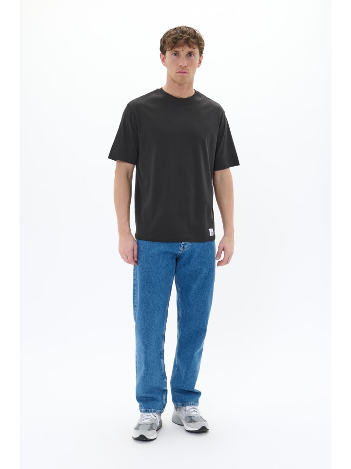 Футболка MAHason свободного кроя черного цвета Matinique
Футболка MAHason свободного кроя черного цвета Matinique