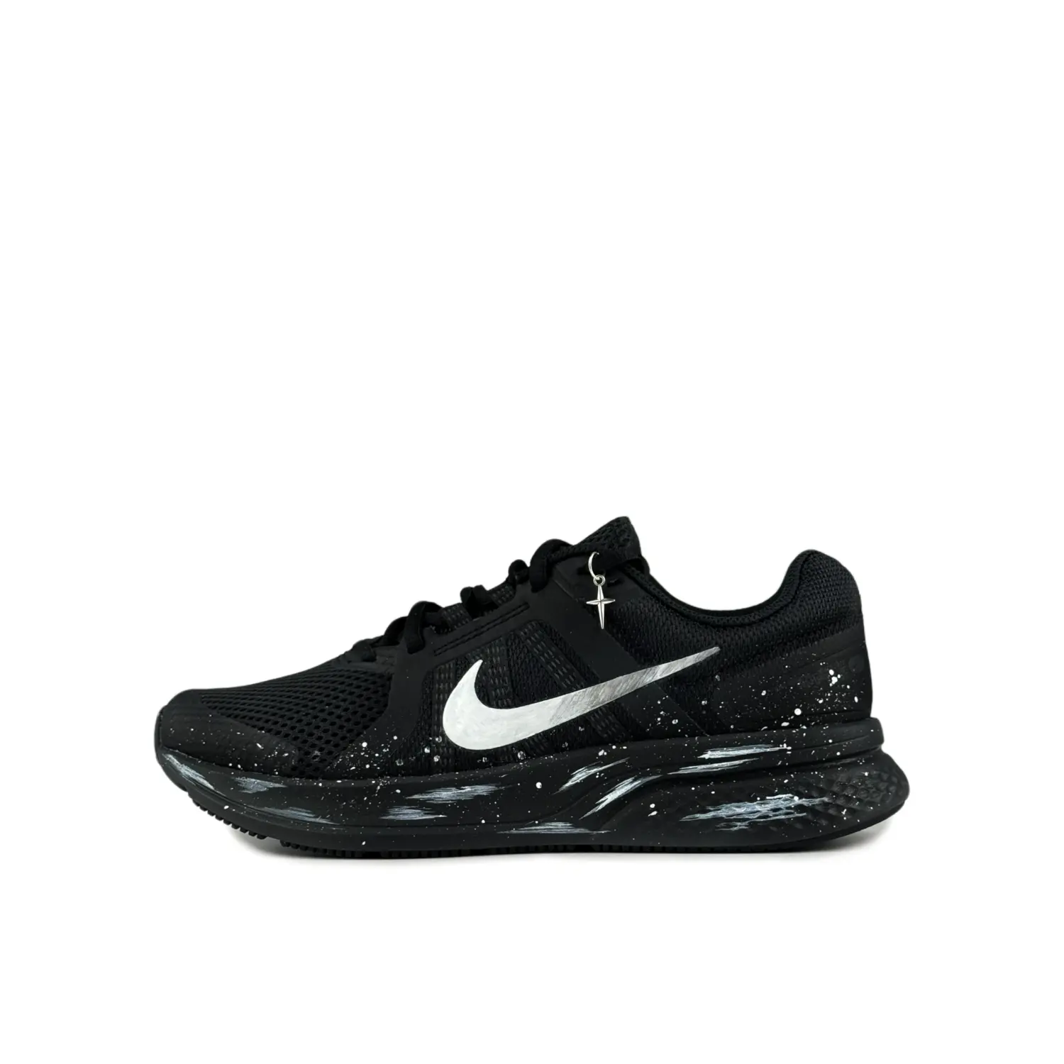 Nike Беговые кроссовки Run Swift 2 мужские Black с абразивостойким верхом, амортизирующей подошвой и резиновой подметкой для повседневных тренировок
Nike Беговые кроссовки Run Swift 2 мужские Black с абразивостойким верхом, амортизирующей подошвой и резиновой подметкой для повседневных тренировок