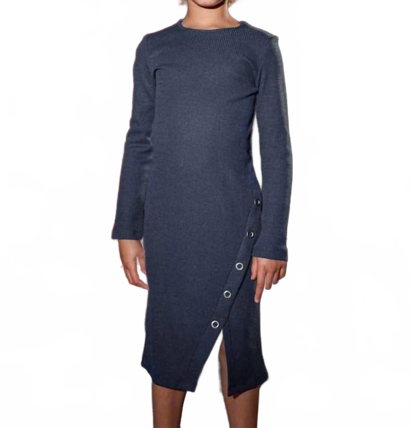 Mayoral Платье миди из ребристой вязки цвета «нефть»
Mayoral Платье миди из ребристой вязки цвета «нефть»