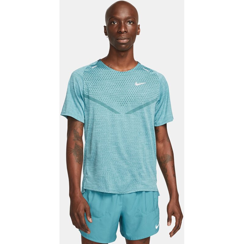 M nk dfadv techknit ultra ss Nike, мультиколор
M nk dfadv techknit ultra ss Nike, мультиколор