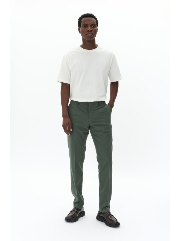 Брюки Malas Straight Fit в цвете Thyme Matinique
Брюки Malas Straight Fit в цвете Thyme Matinique