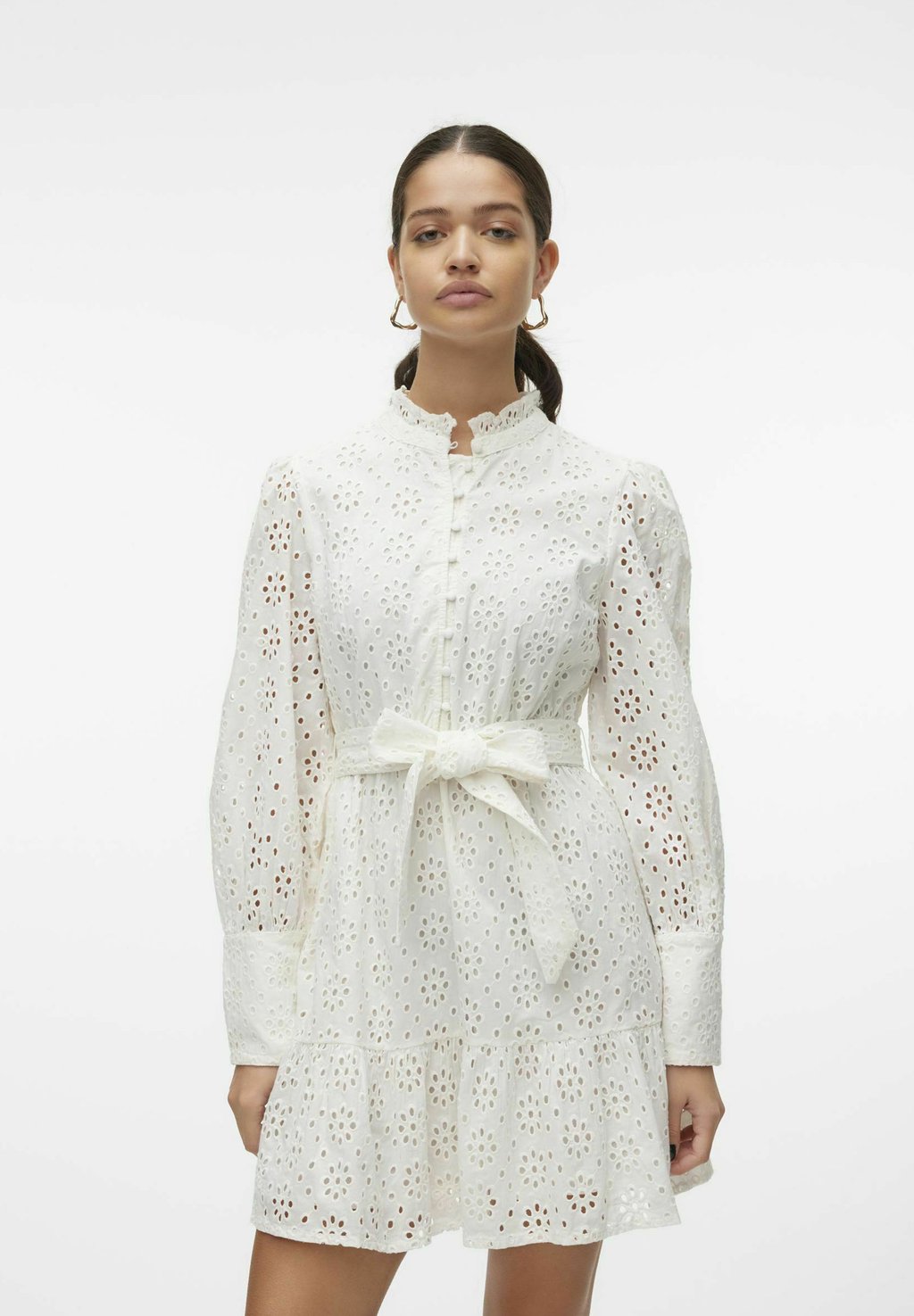 Платье-рубашка VMKOALA Vero Moda, белый
Платье-рубашка VMKOALA Vero Moda, белый