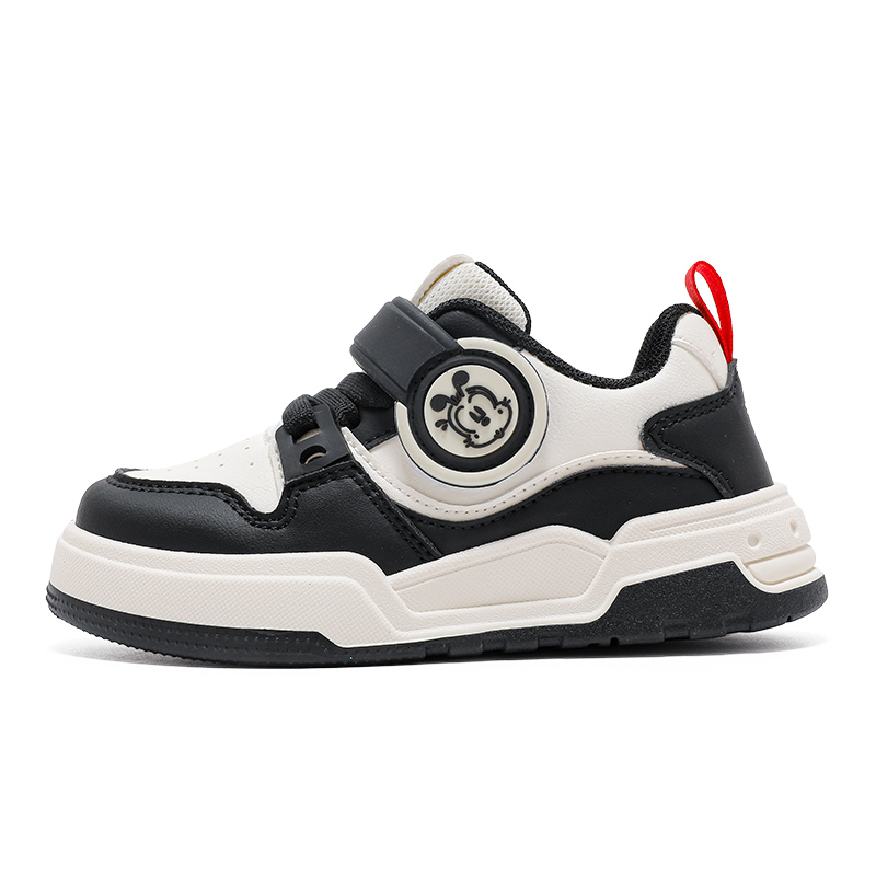 Детские скейтерские кроссовки Kids BOBDOG, черный/бежевый
Детские скейтерские кроссовки Kids BOBDOG, черный/бежевый