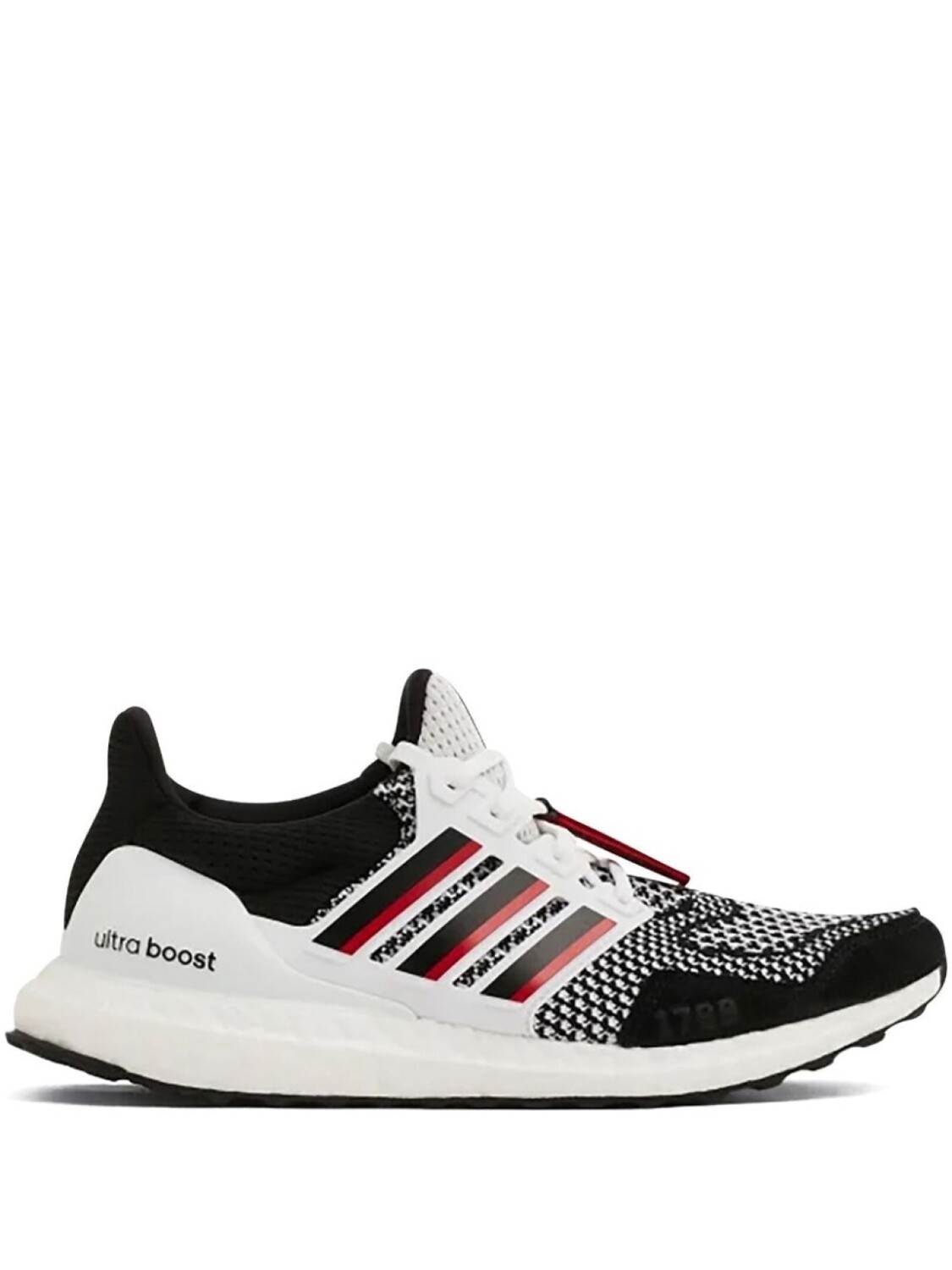 Adidas кроссовки adidas x NCAA Ultraboost 1.0 "Louisville Cardinals", черный
Adidas кроссовки adidas x NCAA Ultraboost 1.0 "Louisville Cardinals", черный