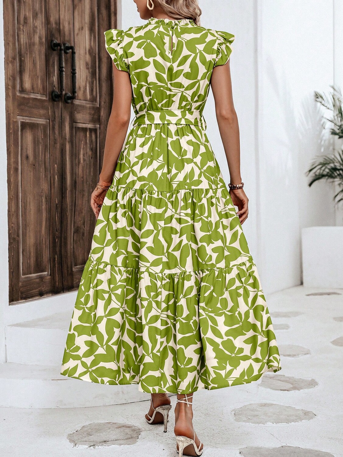 SHEIN VCAY Женское платье, ботанический принт, короткий рукав, рюши/рюши, многоцветный
SHEIN VCAY Женское платье, ботанический принт, короткий рукав, рюши/рюши, многоцветный
