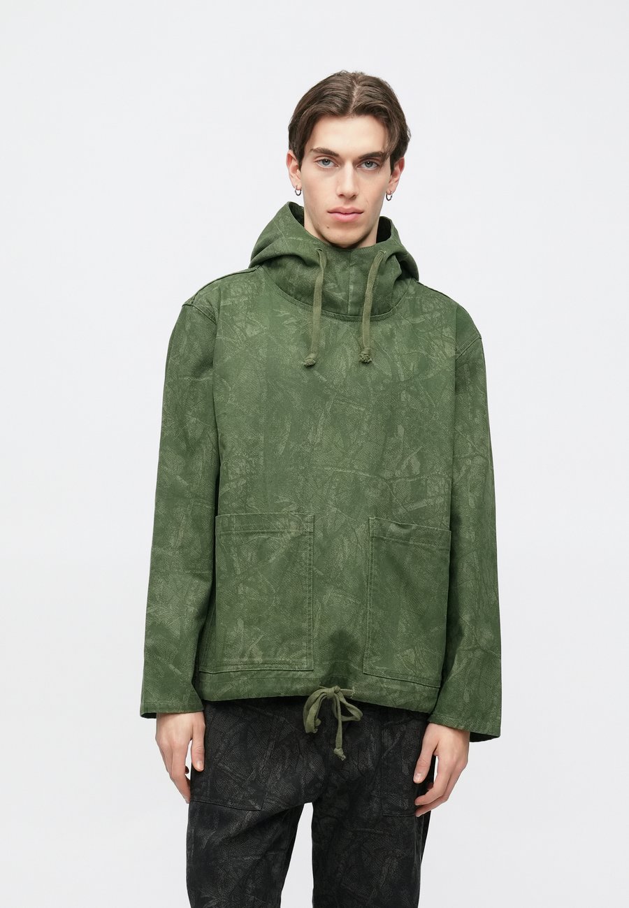 Куртка Service Works XEROX CAMO MARKET SMOCK, Olive
Куртка Service Works XEROX CAMO MARKET SMOCK, Olive