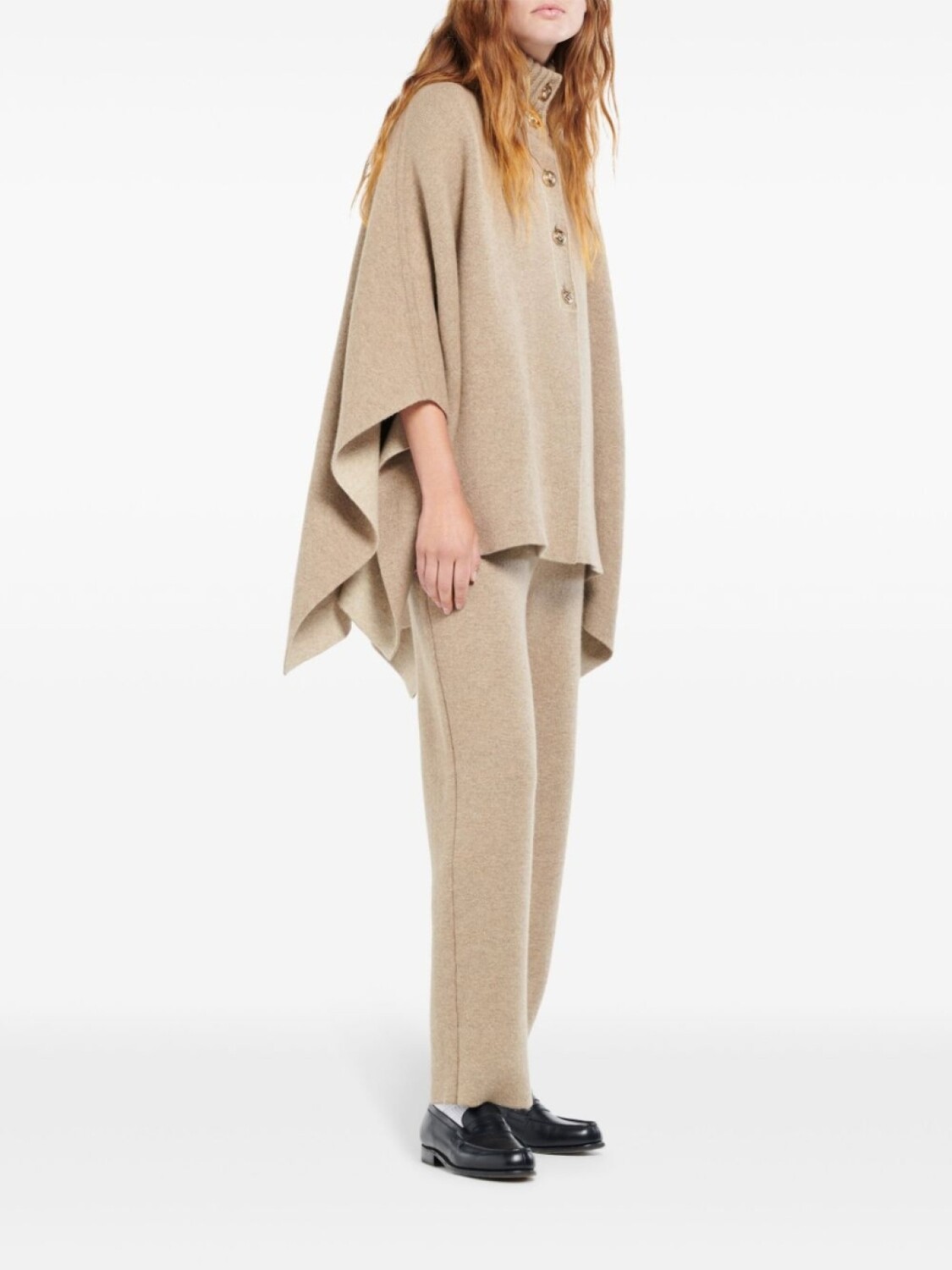 Barrie кашемировый кейп, нейтральный цвет
Barrie кашемировый кейп, нейтральный цвет