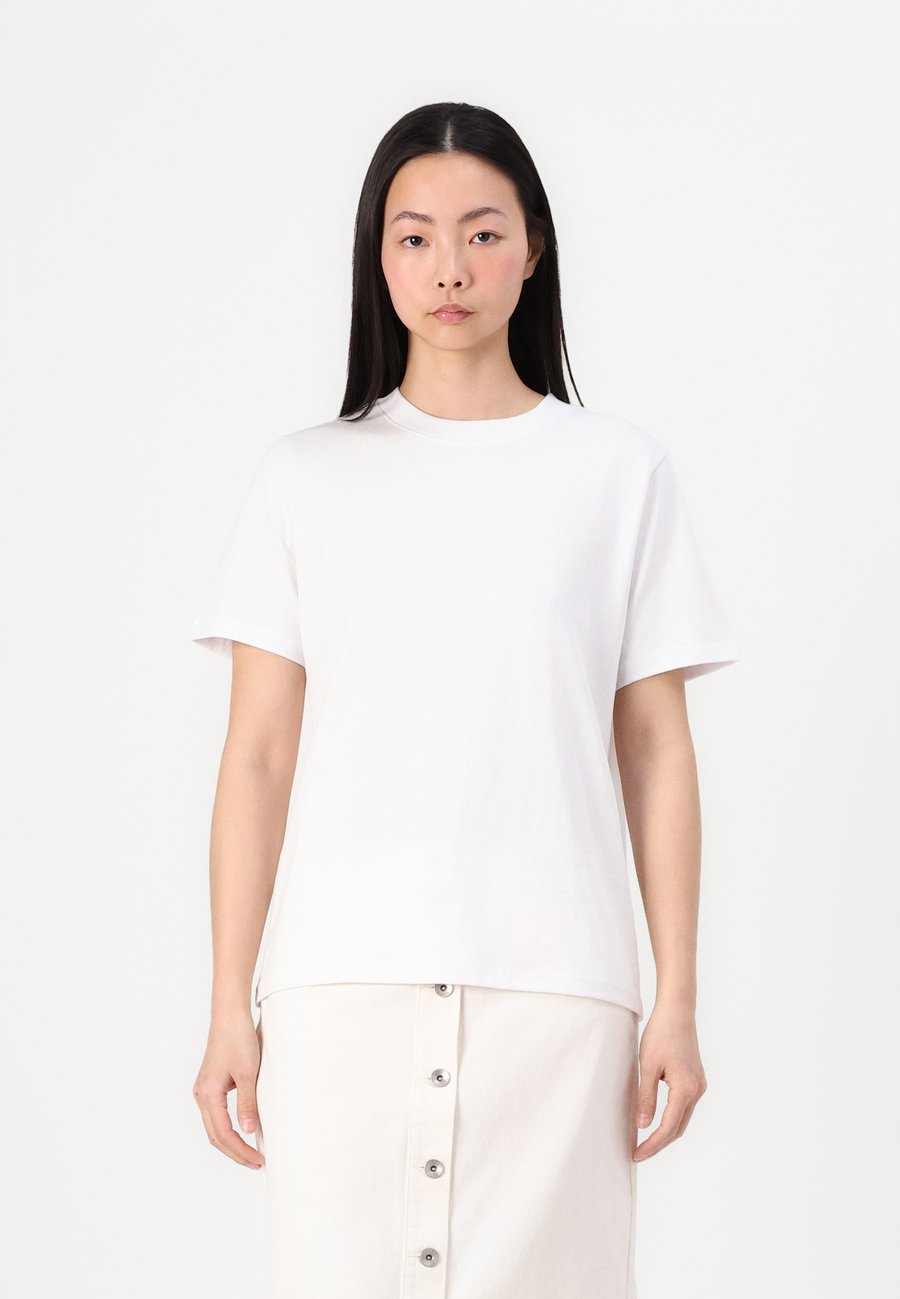 Футболка ONLY ONLMONJA JRS NOOS, White, Белый, Футболка ONLY ONLMONJA JRS NOOS, White
Футболка ONLY ONLMONJA JRS NOOS, White, Белый, Футболка ONLY ONLMONJA JRS NOOS, White