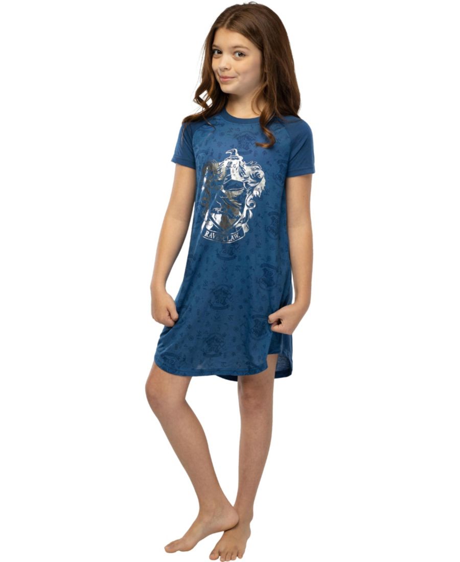 Ночная рубашка-пижама с коротким рукавом и рукавами реглан с принтом в виде герба факультета Хогвартс для девочек Harry Potter, Blue
Ночная рубашка-пижама с коротким рукавом и рукавами реглан с принтом в виде герба факультета Хогвартс для девочек Harry Potter, Blue