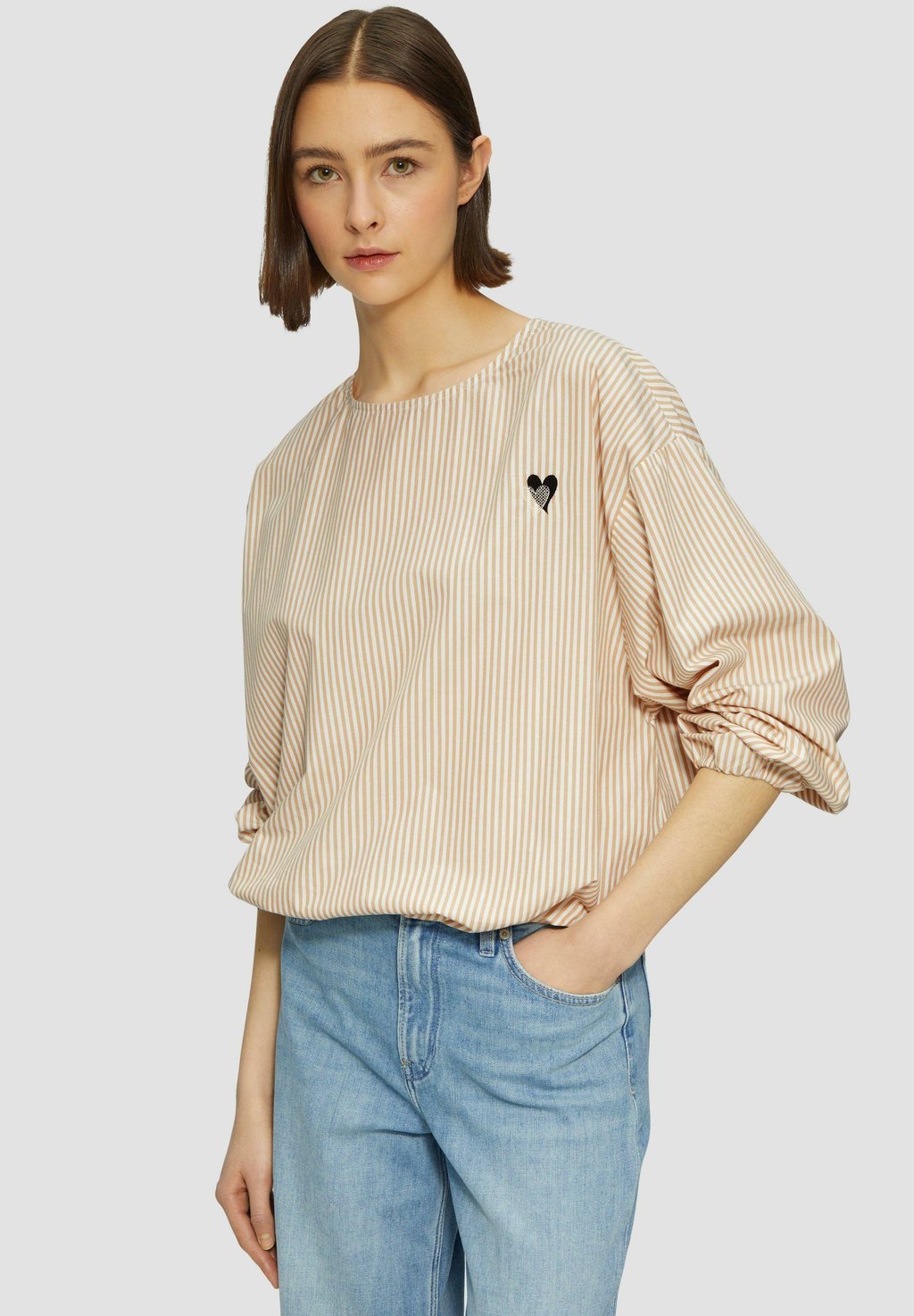 Блуза s.Oliver, бежевый
Блуза s.Oliver, бежевый