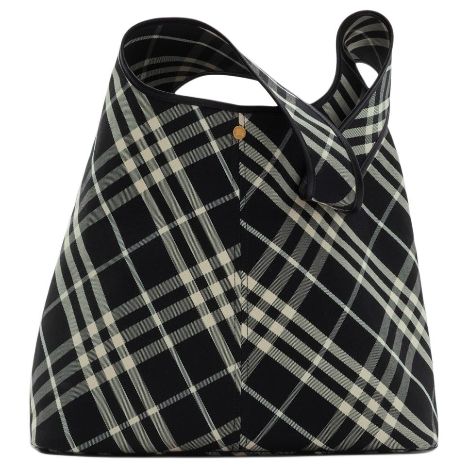 Burberry Хлопковая женская сумка через плечо большая черная клетчатая
Burberry Хлопковая женская сумка через плечо большая черная клетчатая