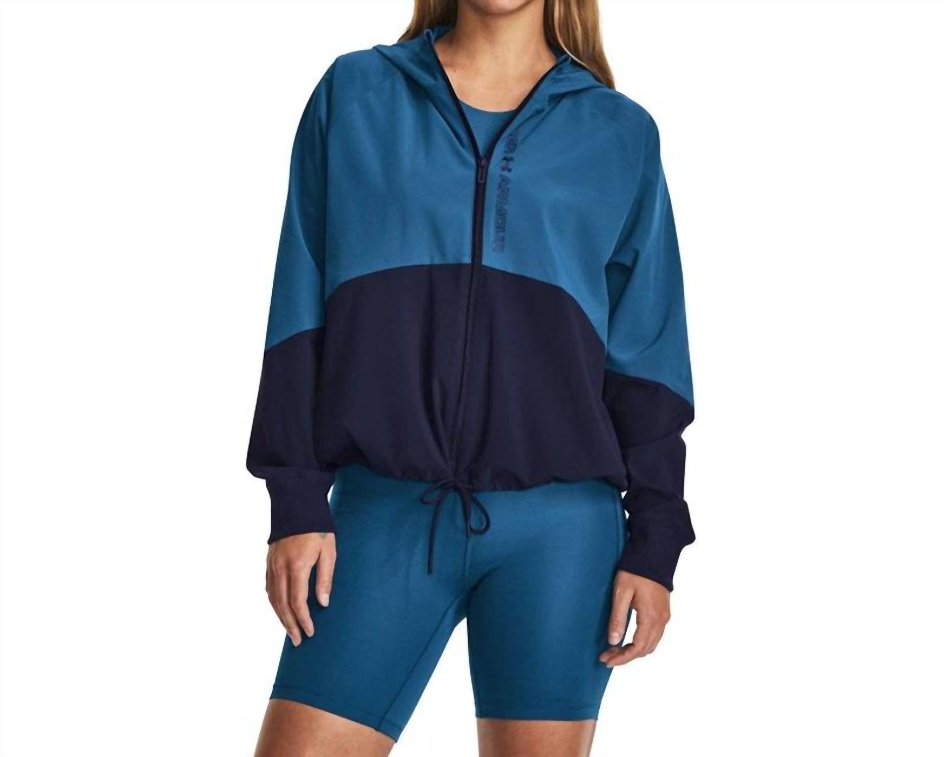 Тканая синяя куртка на молнии Under Armour
Тканая синяя куртка на молнии Under Armour