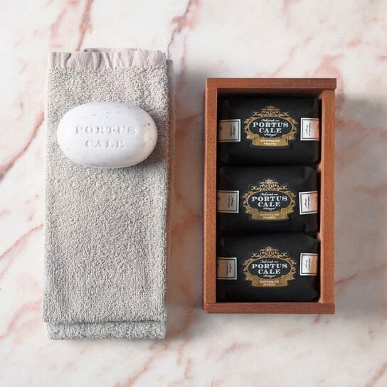 Кусковое мыло Castelbel Ruby Red 3 шт.
Кусковое мыло Castelbel Ruby Red 3 шт.