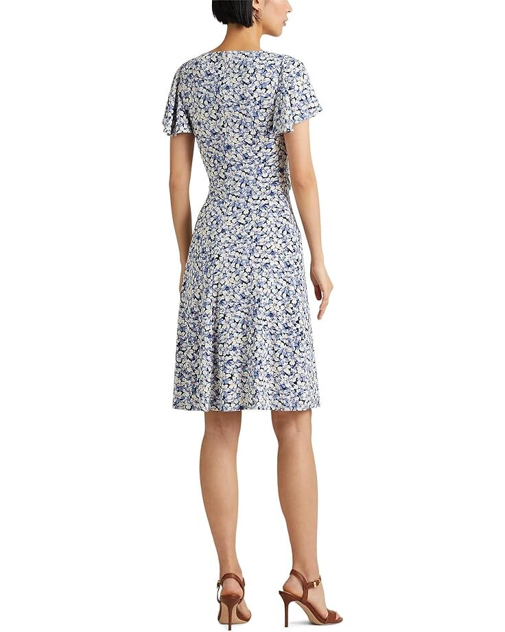 Платье LAUREN Ralph Lauren Floral Stretch Jersey Surplice Dress, цвет Blue/Cream/Pink
Платье LAUREN Ralph Lauren Floral Stretch Jersey Surplice Dress, цвет Blue/Cream/Pink