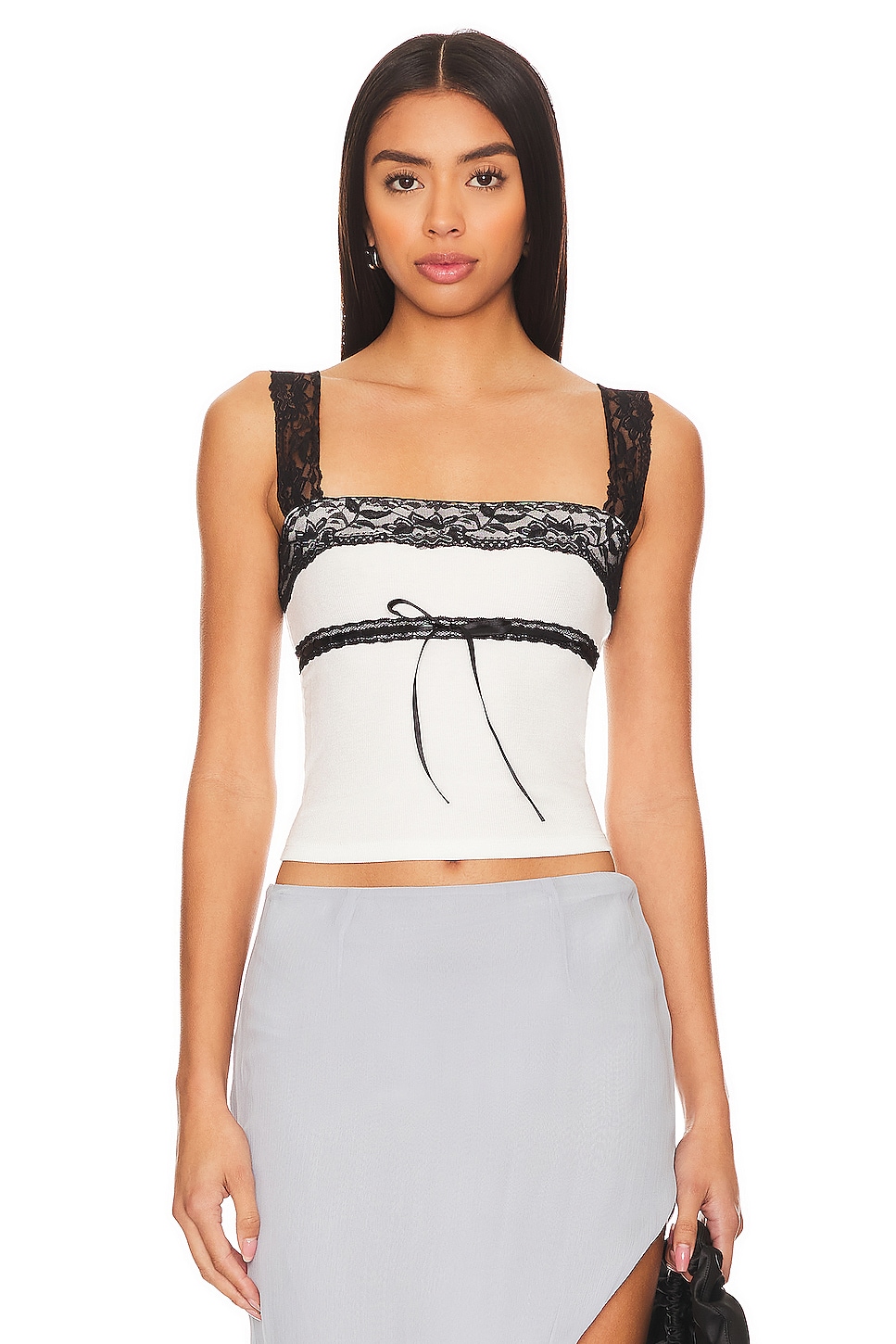 Кэсси топ Majorelle, белый
Кэсси топ Majorelle, белый