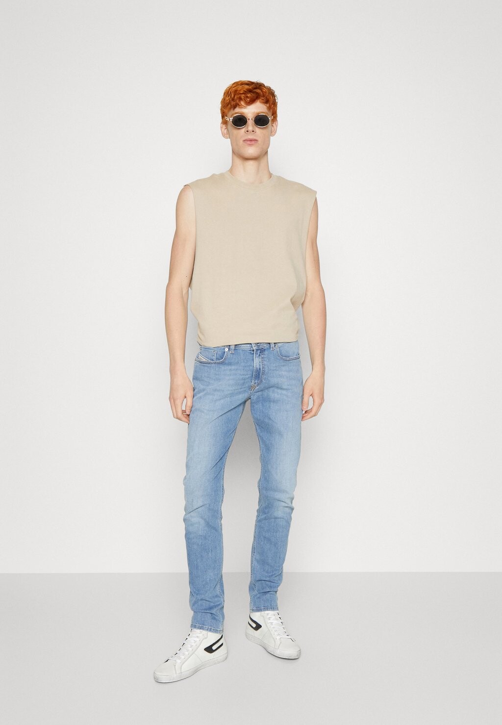 Топ YOURTURN
Топ YOURTURN