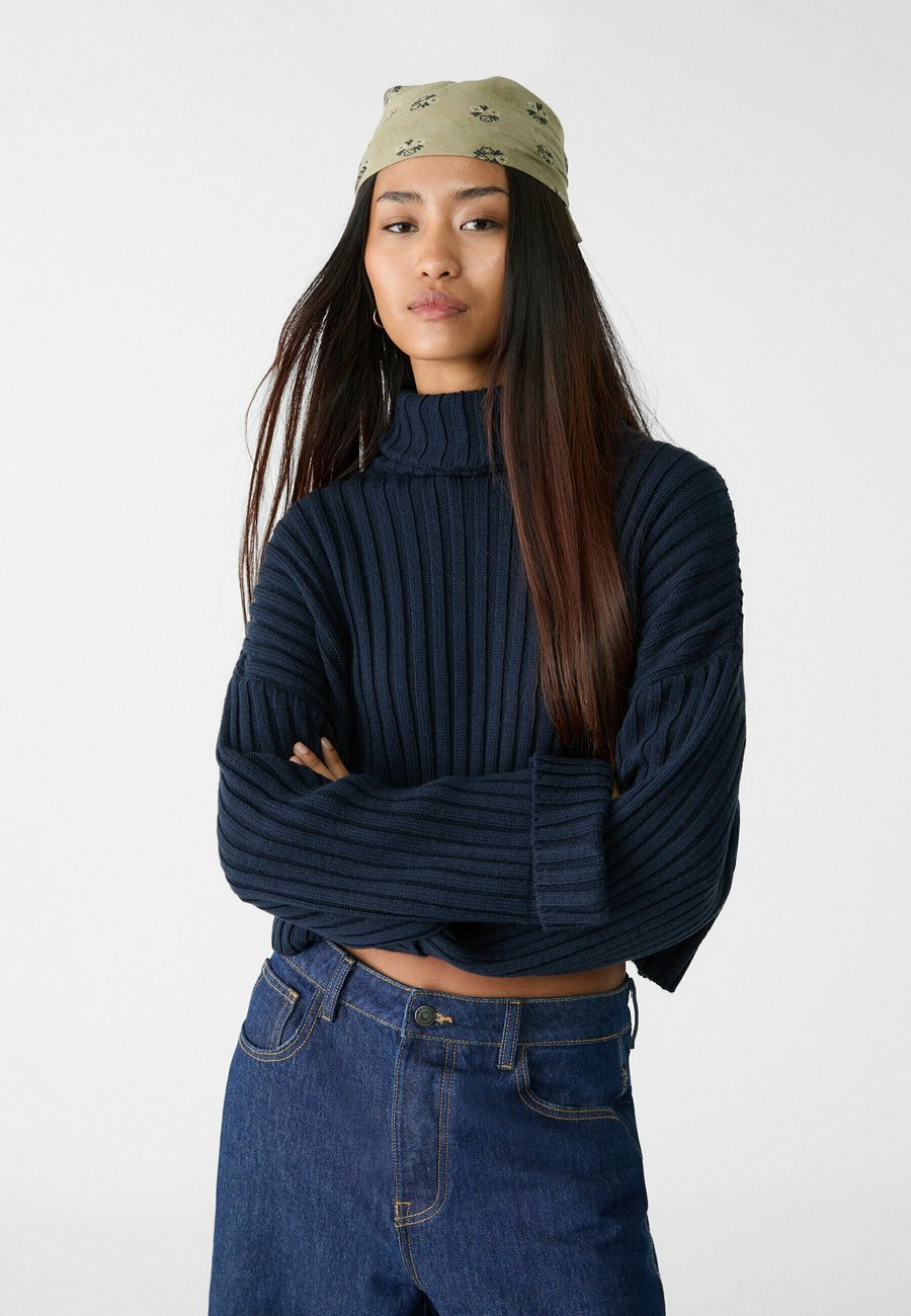 Джемпер Stradivarius Jumper, Dark Blue
Джемпер Stradivarius Jumper, Dark Blue