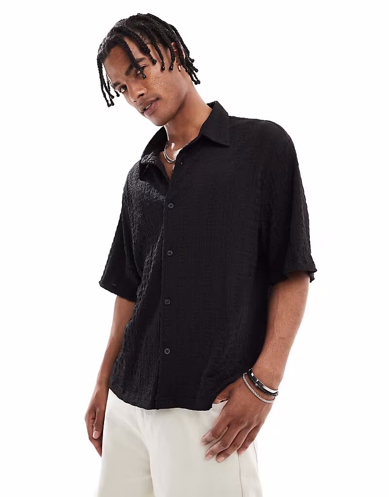 Трикотажная фактурная рубашка Bershka черного цвета
Трикотажная фактурная рубашка Bershka черного цвета