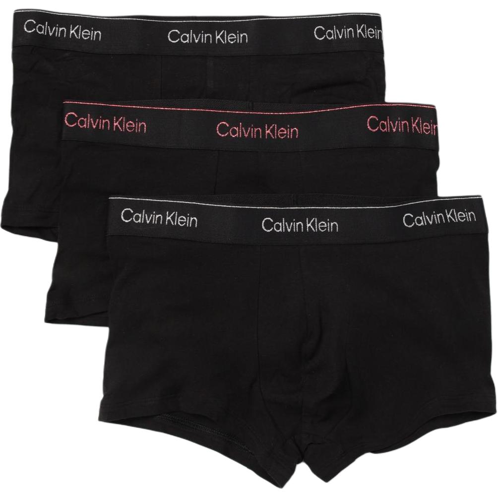 Трусы 3 штуки Calvin Klein, белый
Трусы 3 штуки Calvin Klein, белый