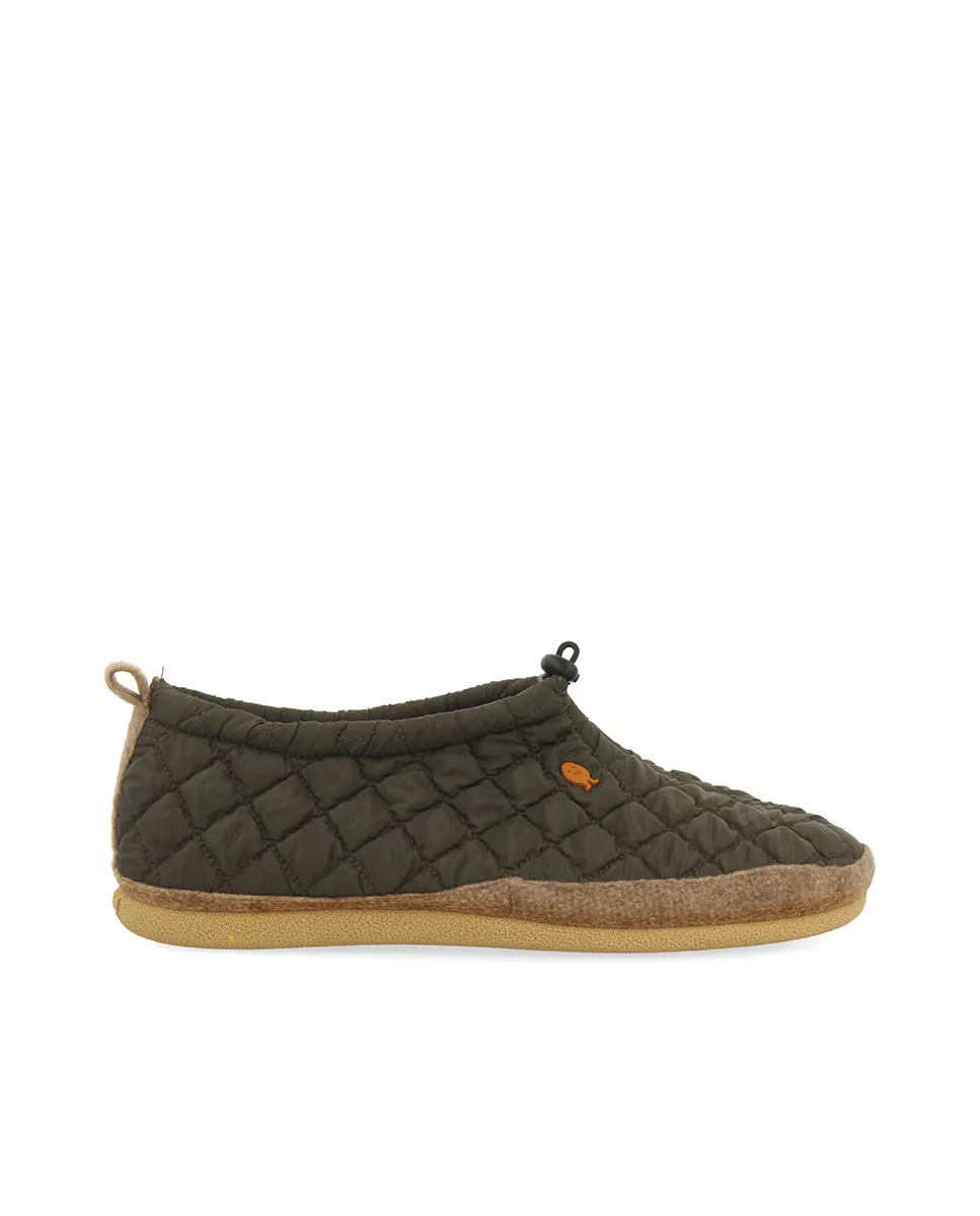 Мужские домашние тапочки типа сабо из переработанного материала Hot Potatoes, цвет Kaki
Мужские домашние тапочки типа сабо из переработанного материала Hot Potatoes, цвет Kaki