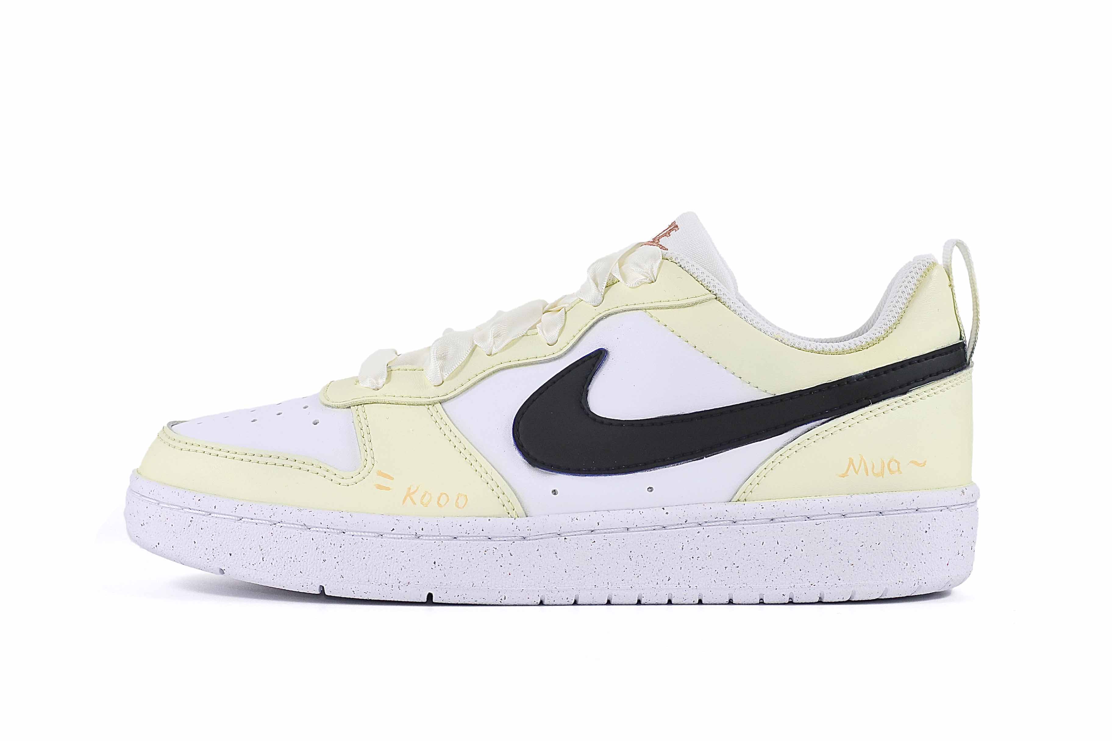 Nike Court Borough Custard Letter нескользящие низкие детские скейтбординг кроссовки Black Yellow для подростков
Nike Court Borough Custard Letter нескользящие низкие детские скейтбординг кроссовки Black Yellow для подростков
