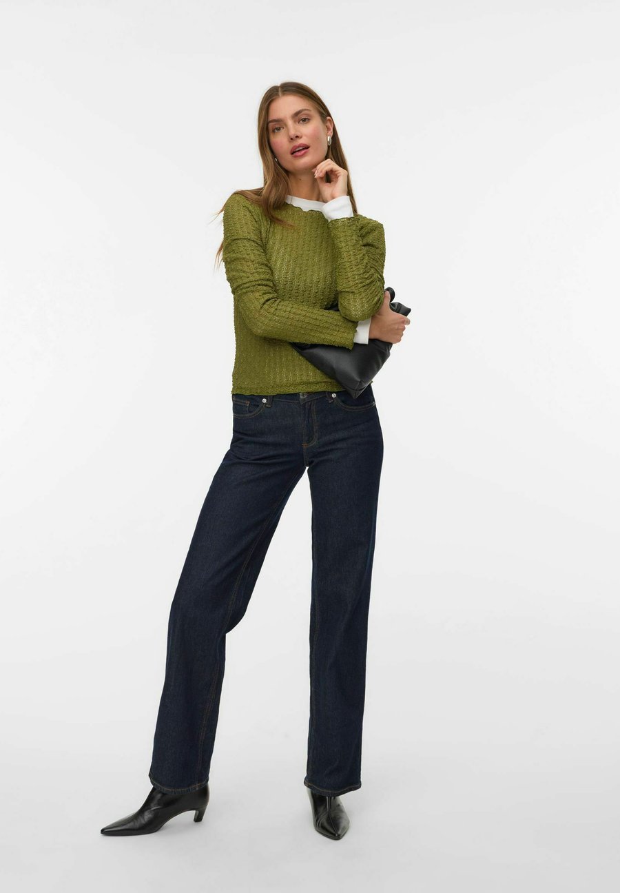 Блуза Aware VMSHELBY O-NECK SHORT, Olive Branch/Olive
Блуза Aware VMSHELBY O-NECK SHORT, Olive Branch/Olive