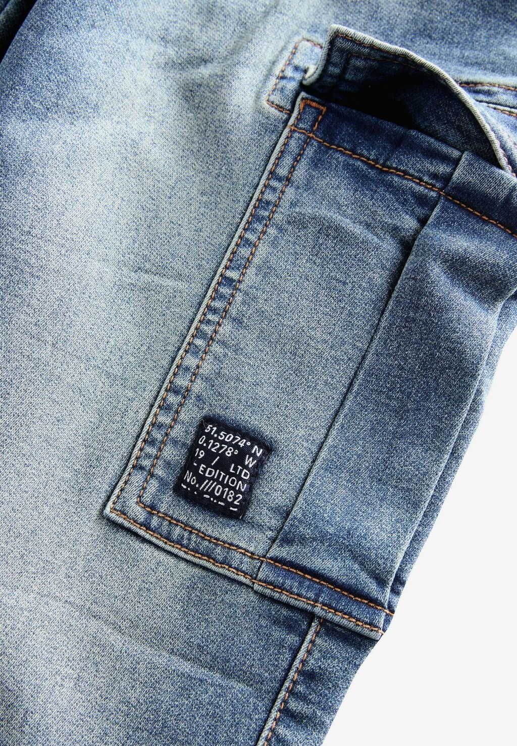 Джинсы узкого кроя STANDARD Next, синий
Джинсы узкого кроя STANDARD Next, синий