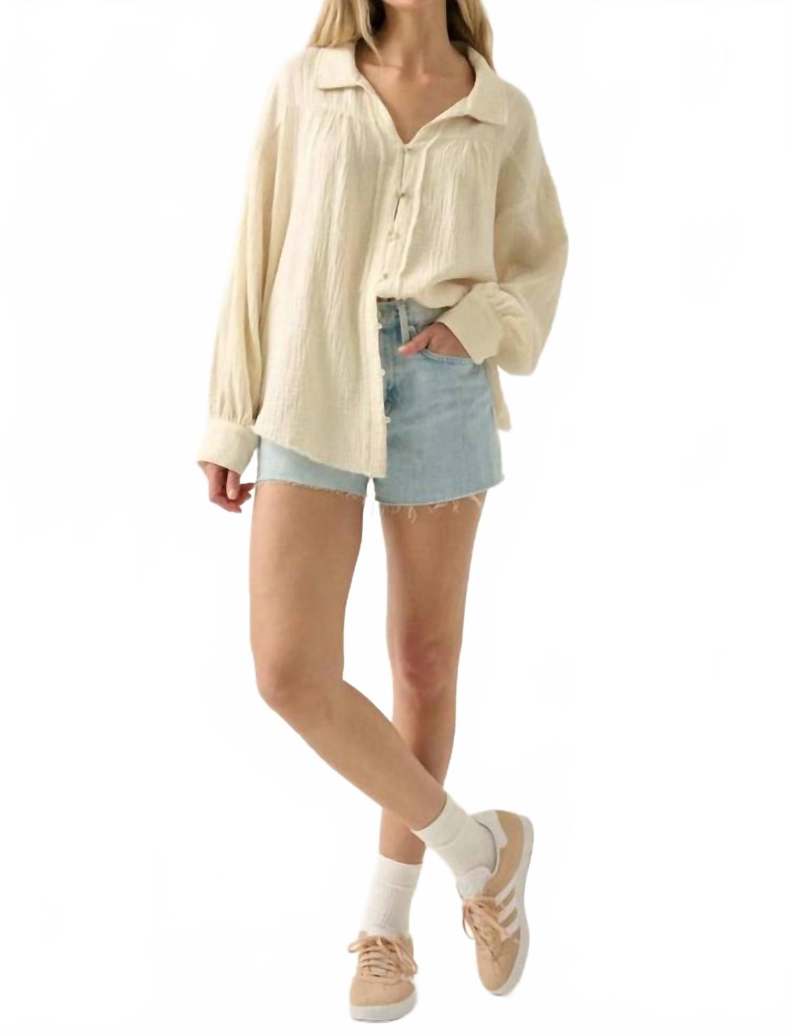 Хлопковая рубашка с необработанными краями и пуговицами в кремовом цвете PROMESA
Хлопковая рубашка с необработанными краями и пуговицами в кремовом цвете PROMESA