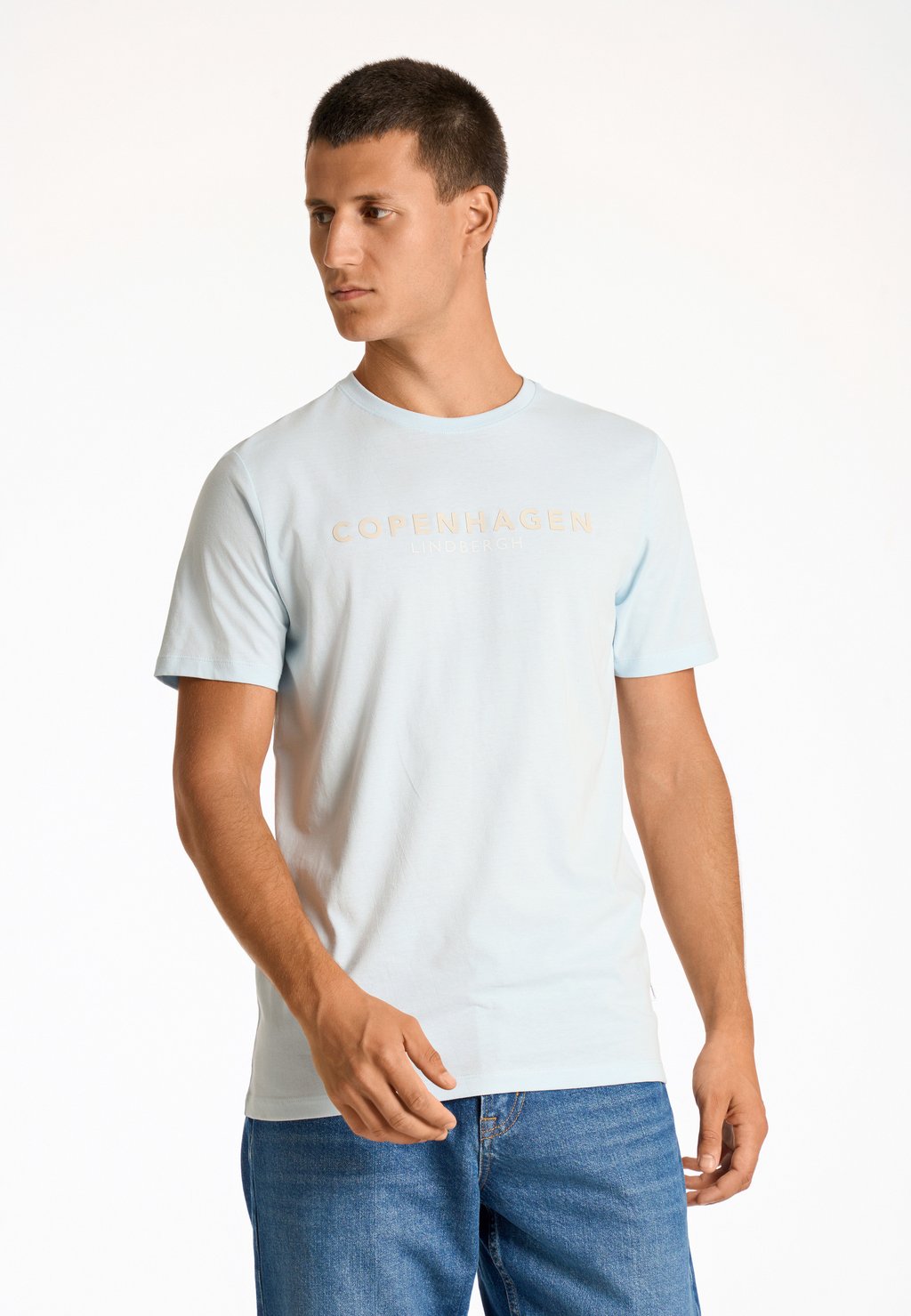 Футболка с принтом Lindbergh, светло-голубой
Футболка с принтом Lindbergh, светло-голубой