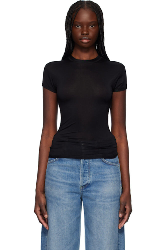 Черная легкая футболка CDLP
Черная легкая футболка CDLP