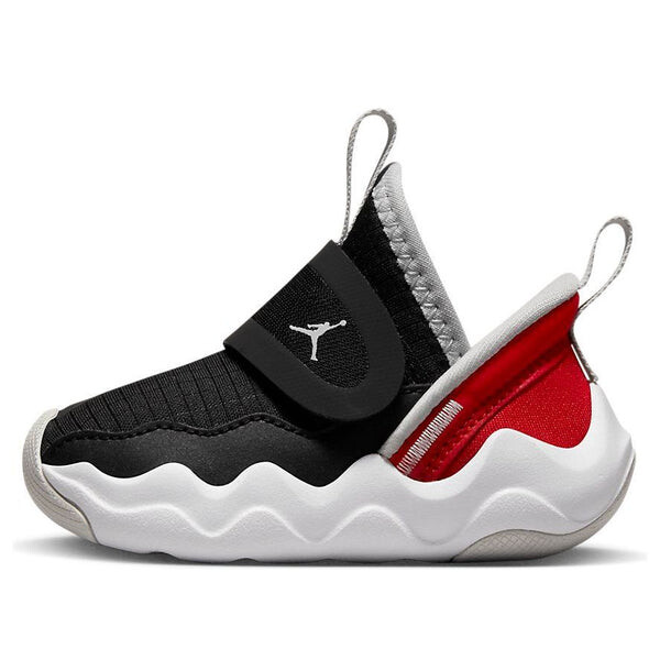 Кроссовки 23 7 Air Jordan, черный/белый/красный
Кроссовки 23 7 Air Jordan, черный/белый/красный