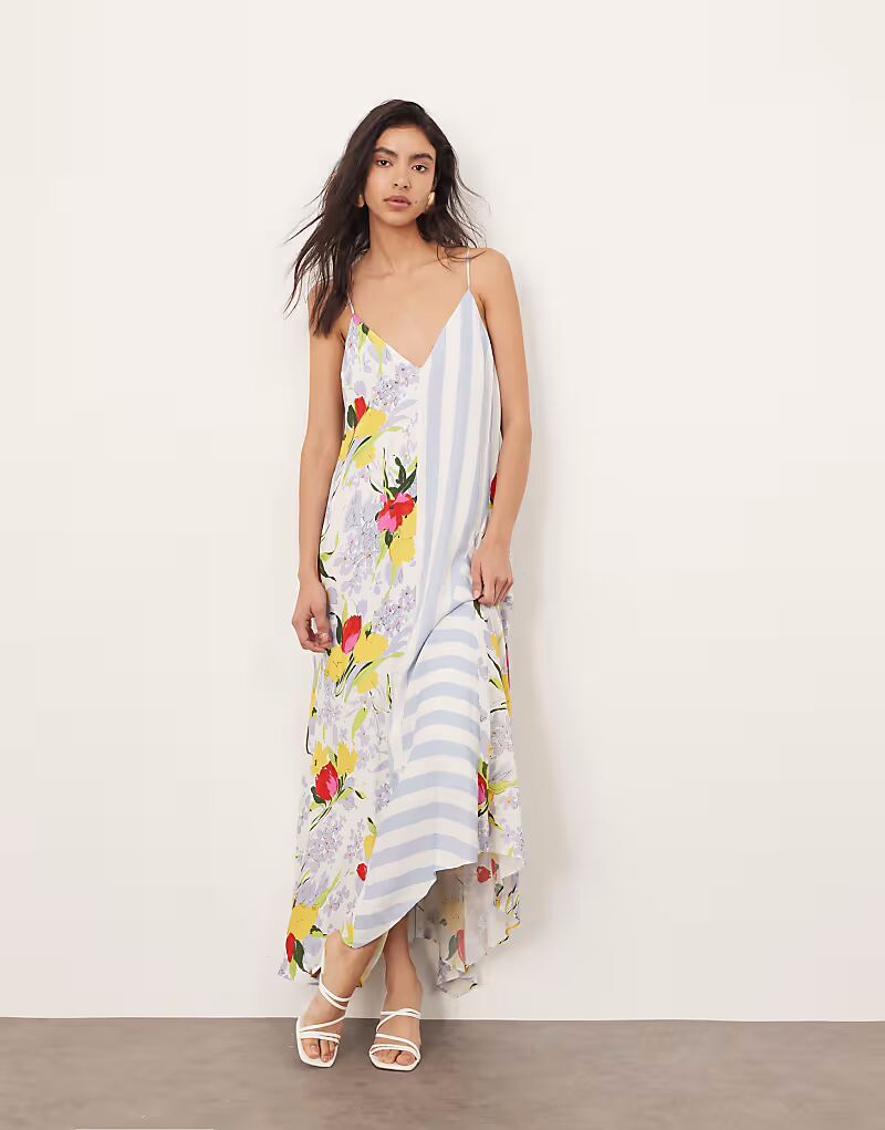 Платье миди ARRANGE с короткими рукавами и контрастным принтом в виде вставки
Платье миди ARRANGE с короткими рукавами и контрастным принтом в виде вставки