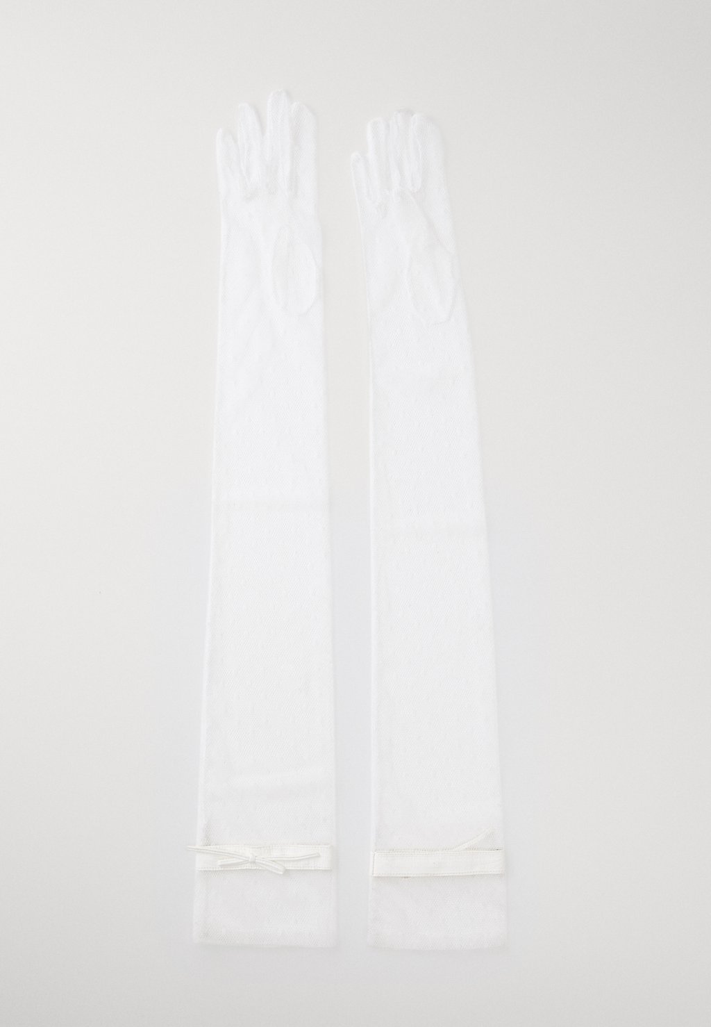 Перчатки LOUBNATULLE AGNELLE, белый
Перчатки LOUBNATULLE AGNELLE, белый