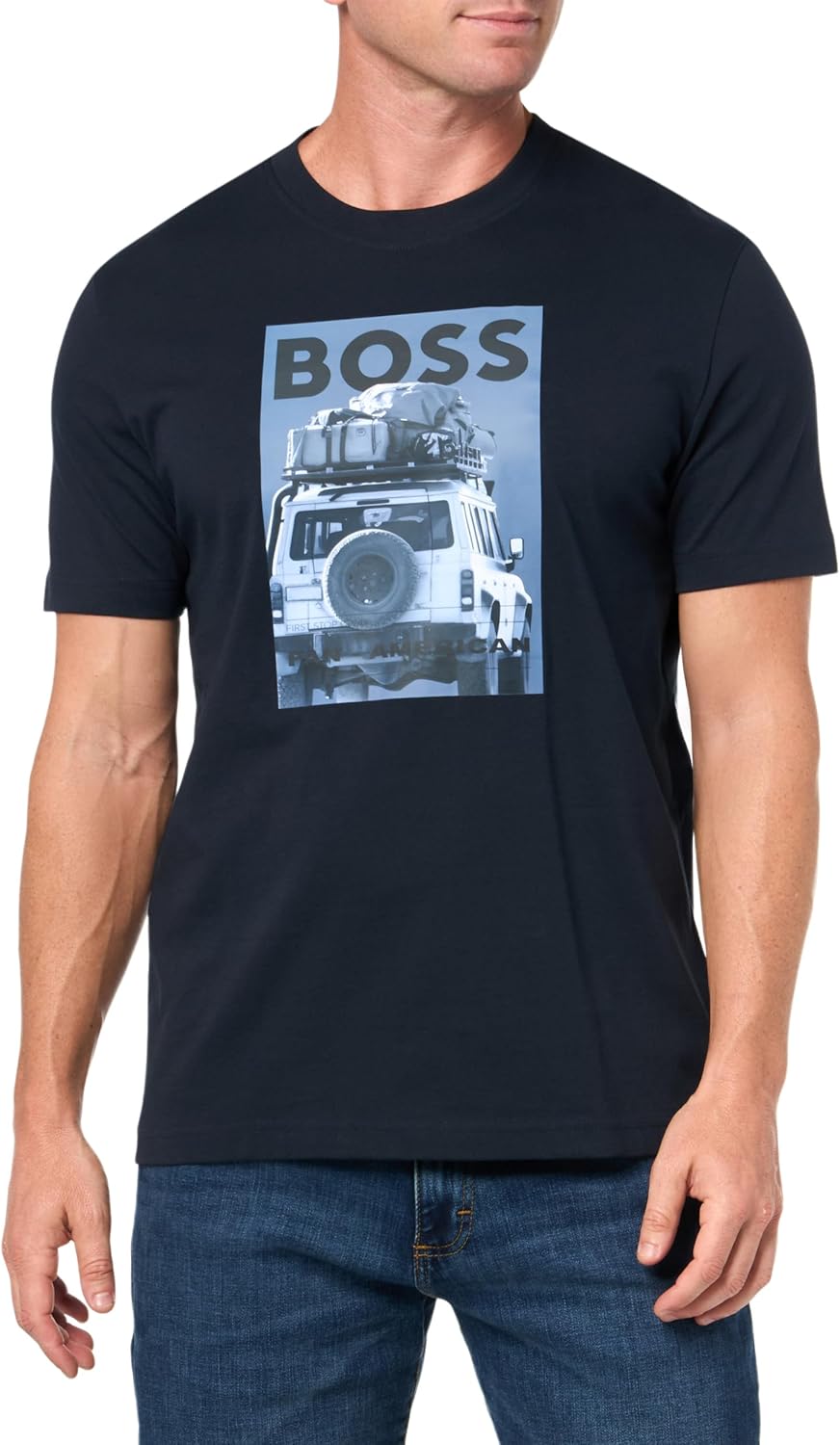 Мужская футболка с большим логотипом BOSS и изображением автомобиля, Dark Sky
Мужская футболка с большим логотипом BOSS и изображением автомобиля, Dark Sky