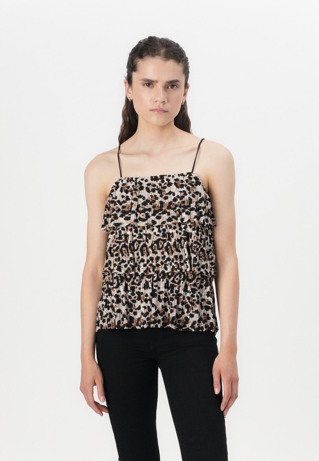 Блуза ONLSHEA BOX - Top ONLY, бежевый
Блуза ONLSHEA BOX - Top ONLY, бежевый