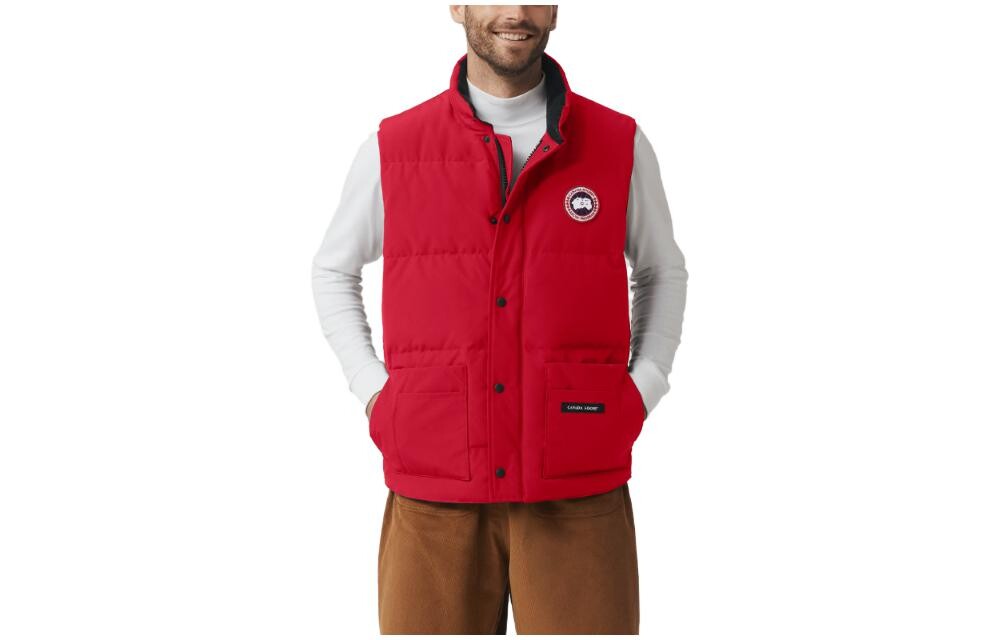 Жилет мужской красный Canada Goose
Жилет мужской красный Canada Goose