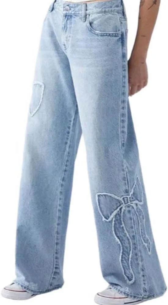 Джинсы женские прямые с вышивкой и карманами Apvirdy
Джинсы женские прямые с вышивкой и карманами Apvirdy