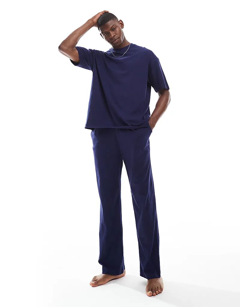 Пижамный комплект ASOS DESIGN темно-синего цвета
Пижамный комплект ASOS DESIGN темно-синего цвета