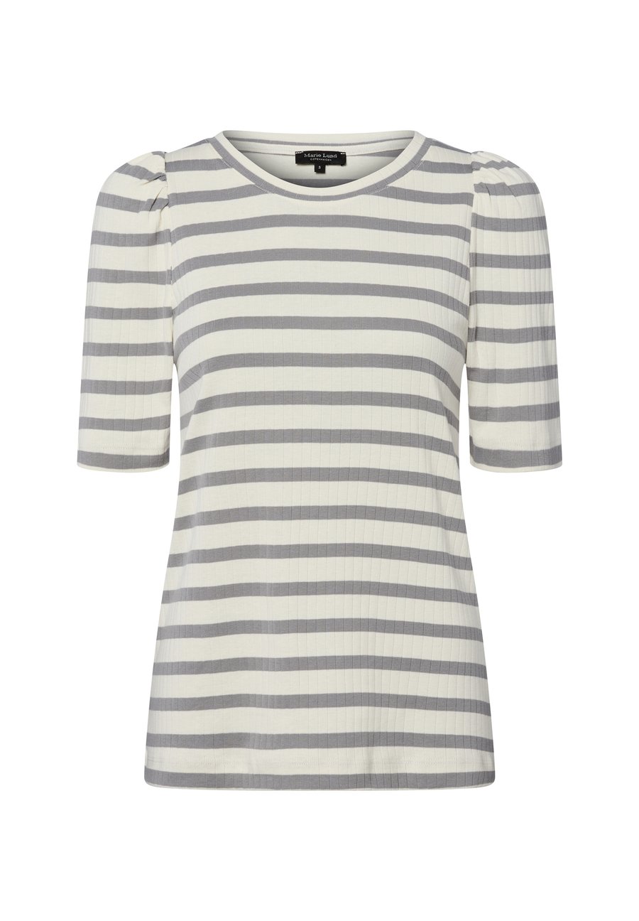 Футболка Marie Lund Print T-shirt, Ecru Grau /Beige
Футболка Marie Lund Print T-shirt, Ecru Grau /Beige