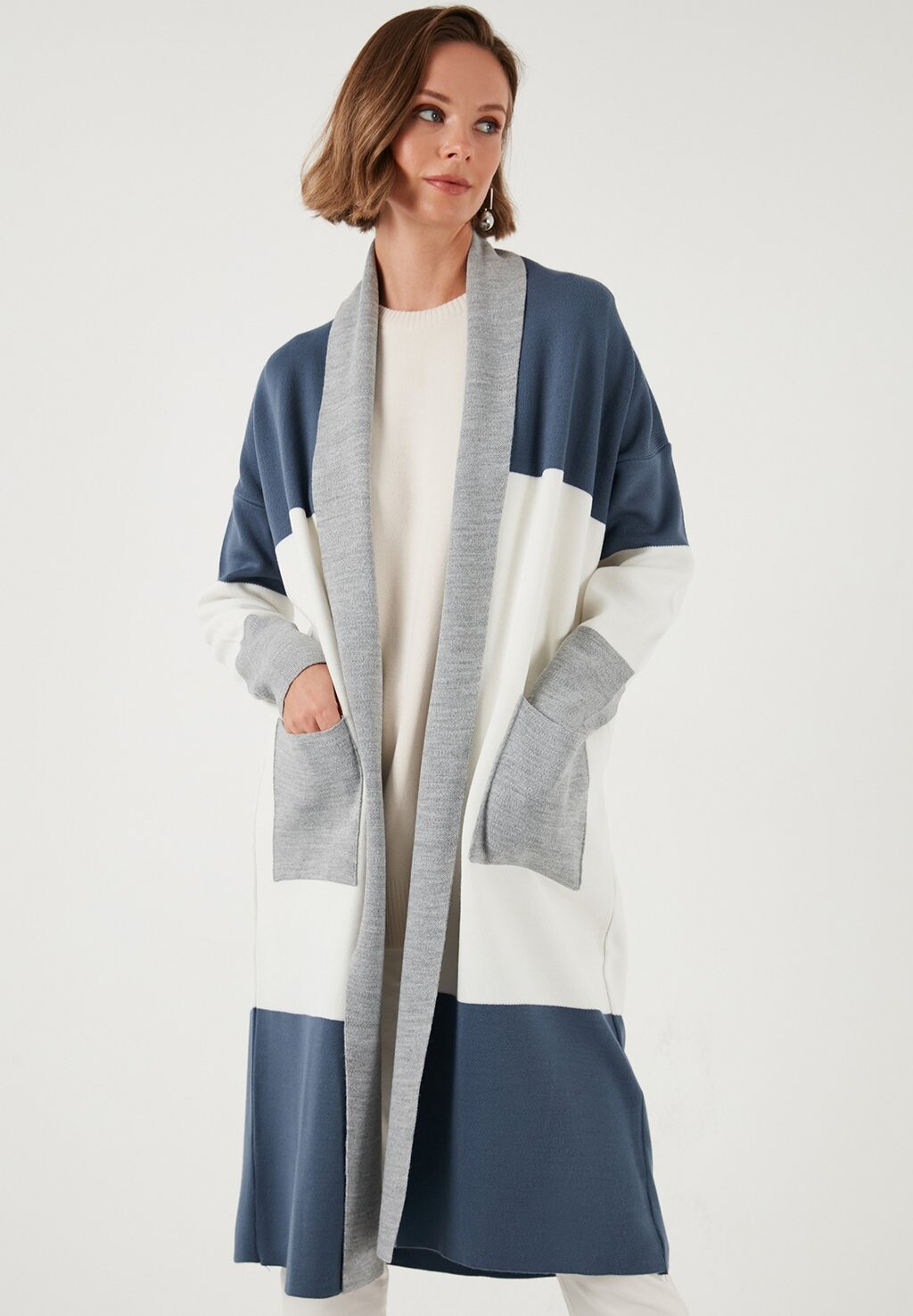 Кардиган LELA, светло-серый
Кардиган LELA, светло-серый