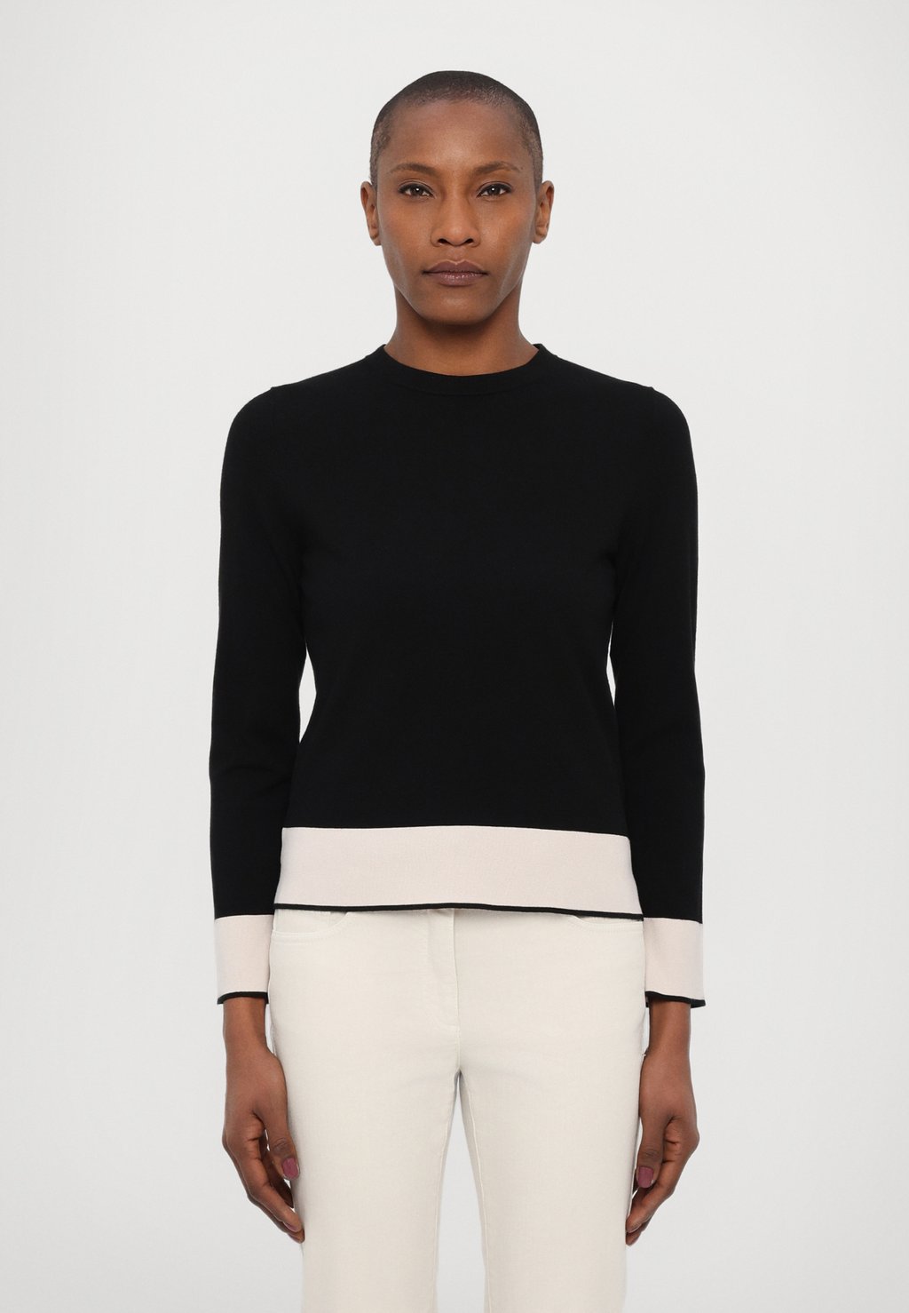 Джемпер MIT FARBAKZENTEN Luisa Cerano, черный
Джемпер MIT FARBAKZENTEN Luisa Cerano, черный