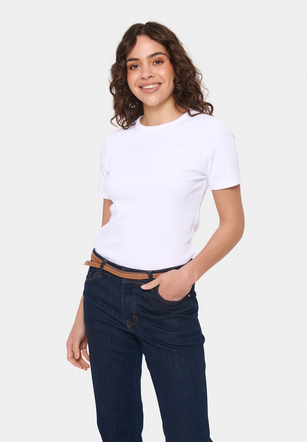 Базовая футболка ASTERSZ SS Saint Tropez, слоновая кость
Базовая футболка ASTERSZ SS Saint Tropez, слоновая кость