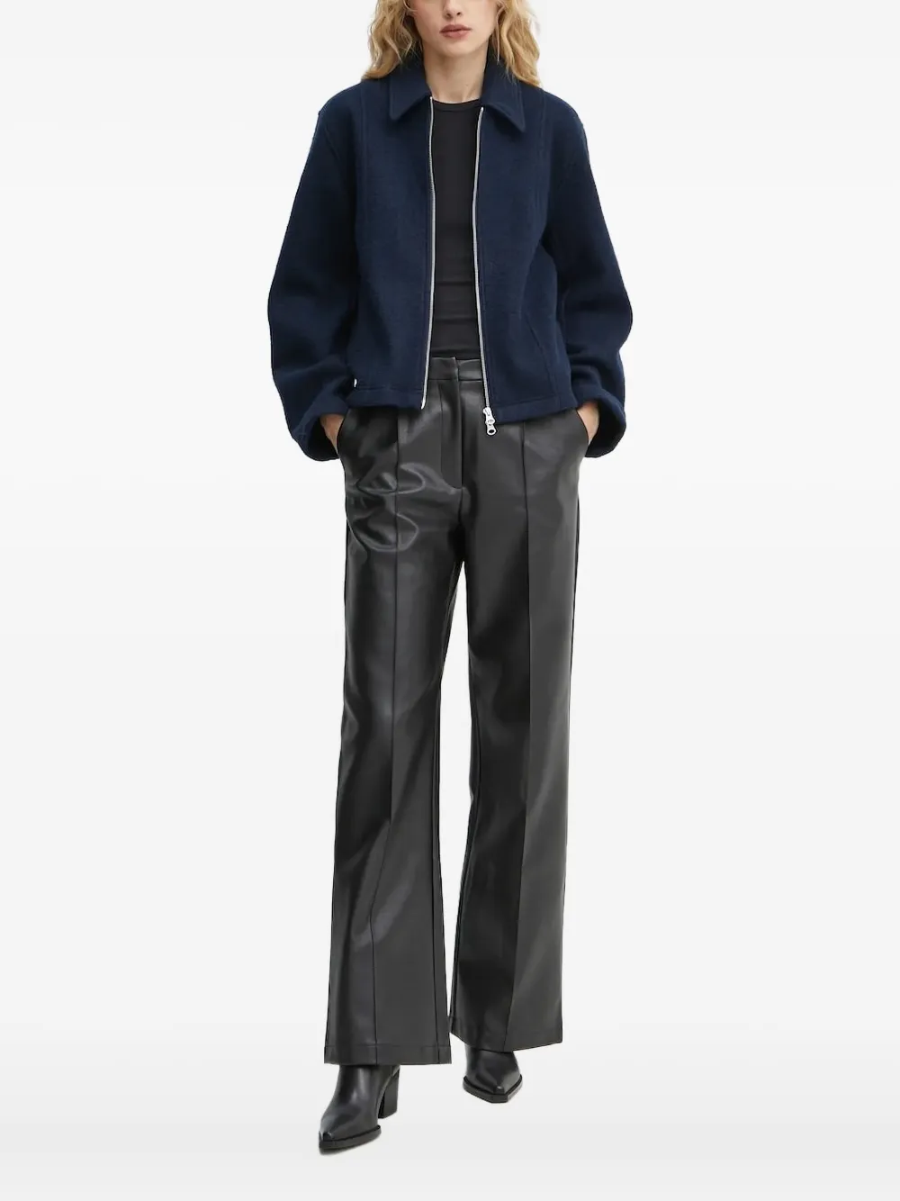 Куртка с застежкой-молнией спереди и воротником SAMSOE SAMSOE, синий
Куртка с застежкой-молнией спереди и воротником SAMSOE SAMSOE, синий