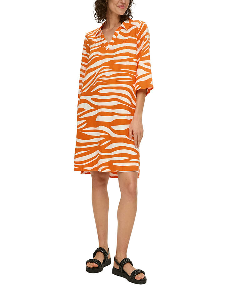 Короткое платье S.OLIVER RED LABEL
Короткое платье S.OLIVER RED LABEL