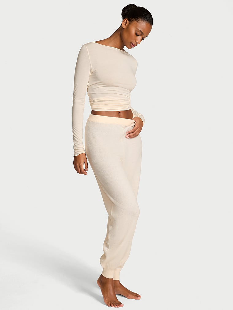 Роскошные трикотажные брюки-джоггеры Victoria'S Secret, candlelight
Роскошные трикотажные брюки-джоггеры Victoria'S Secret, candlelight