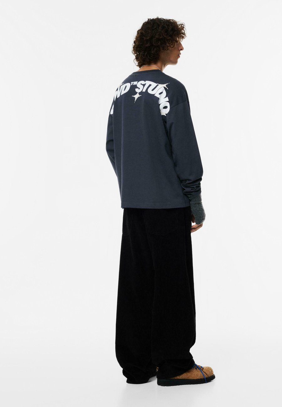 Топ PULL&BEAR STUDIO, Blue
Топ PULL&BEAR STUDIO, Blue