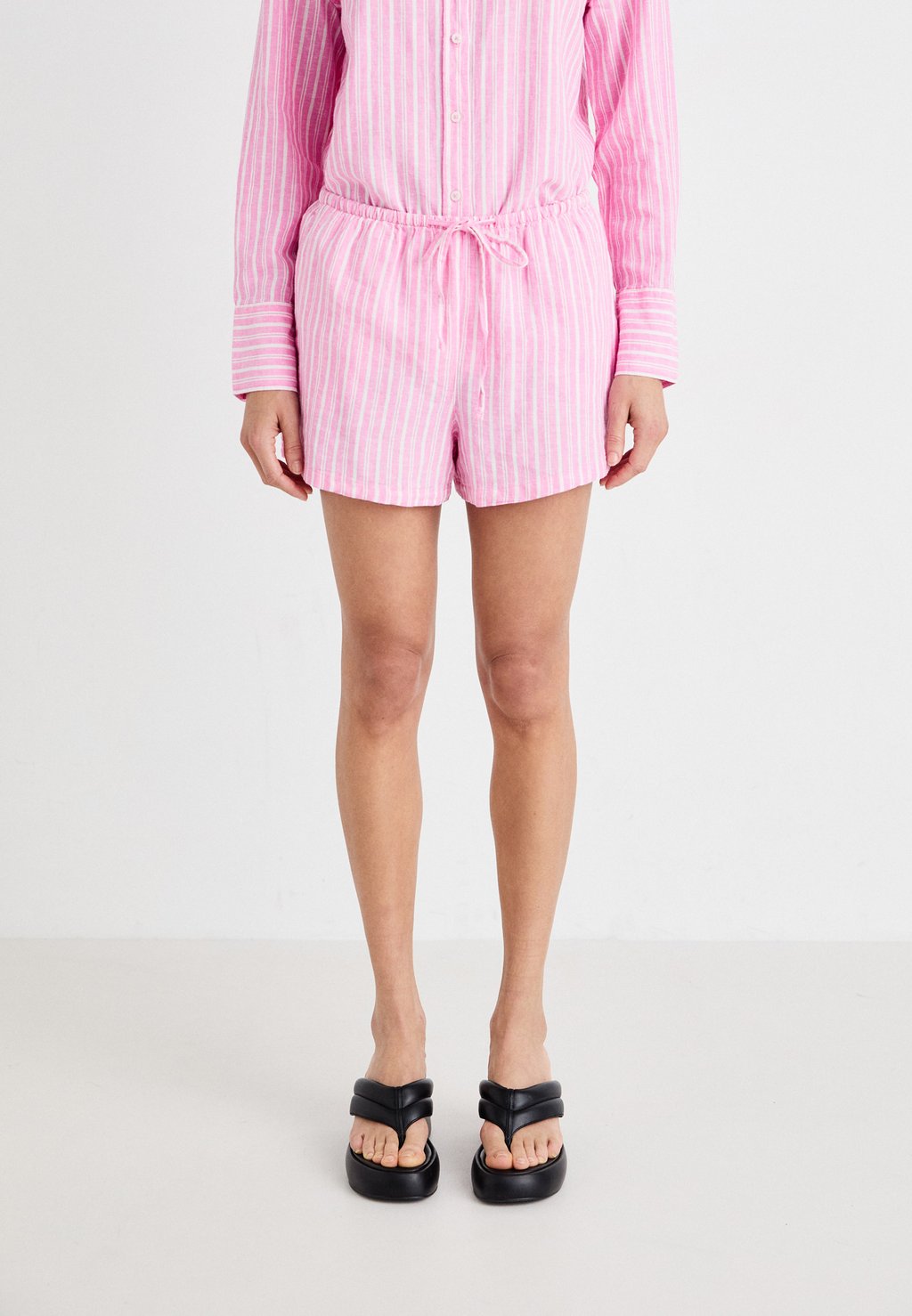 Шорты RELAXED BLEND Gina Tricot, розовый
Шорты RELAXED BLEND Gina Tricot, розовый