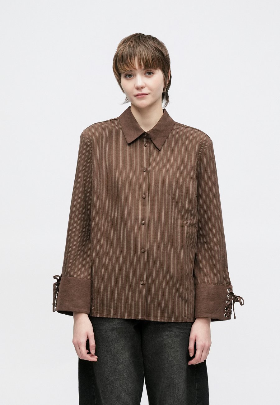 Блуза Colourful Rebel ILLY STRIPED BLOUSE, Brown
Блуза Colourful Rebel ILLY STRIPED BLOUSE, Brown